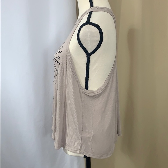 Graphic Tank - Picture 3 of 3